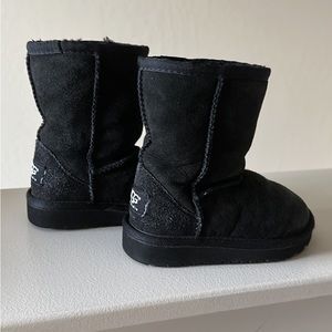 Black Toddler Uggs